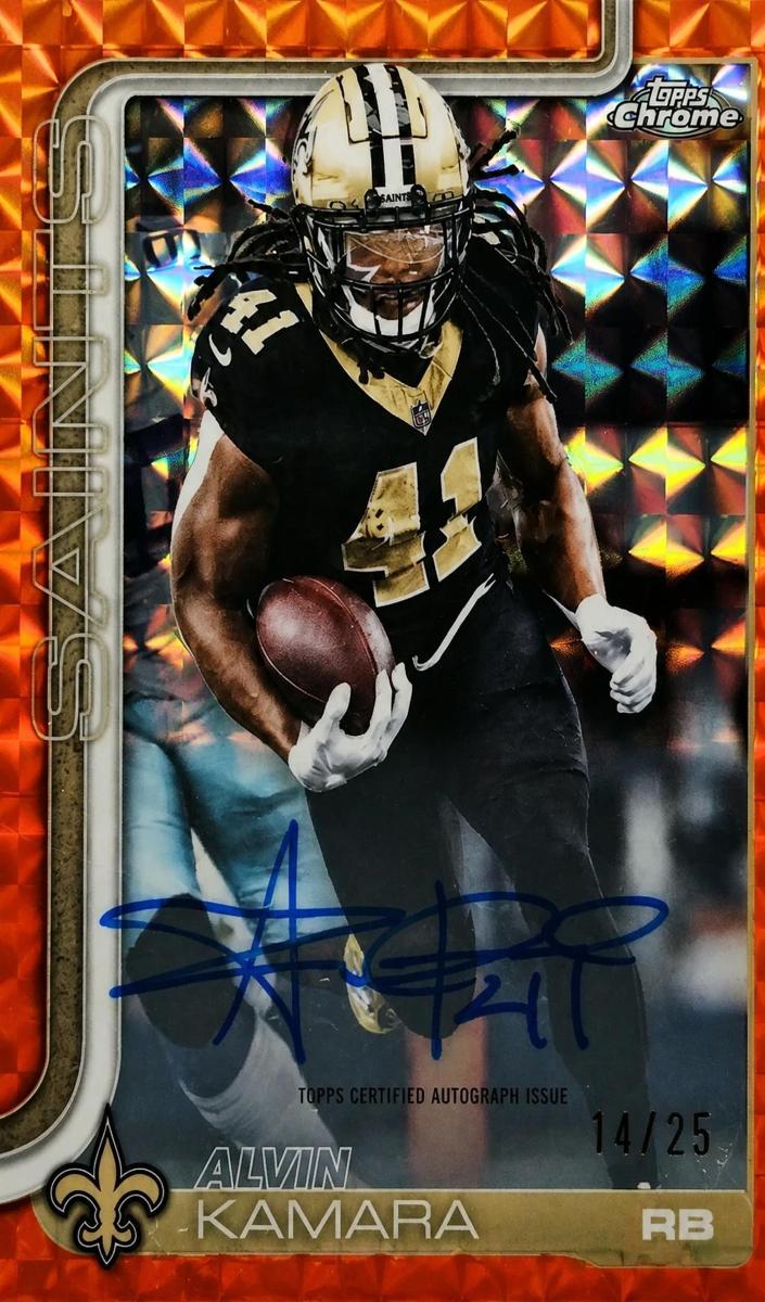 2025 Topps Chrome Football Orange Geometric Refractor Alvin Kamara #BA-AK