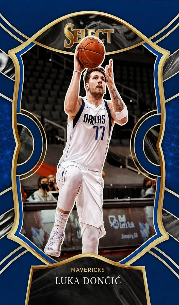 2020 Panini Select Basketball Blue Retail Luka Doncic #15 PSA 10