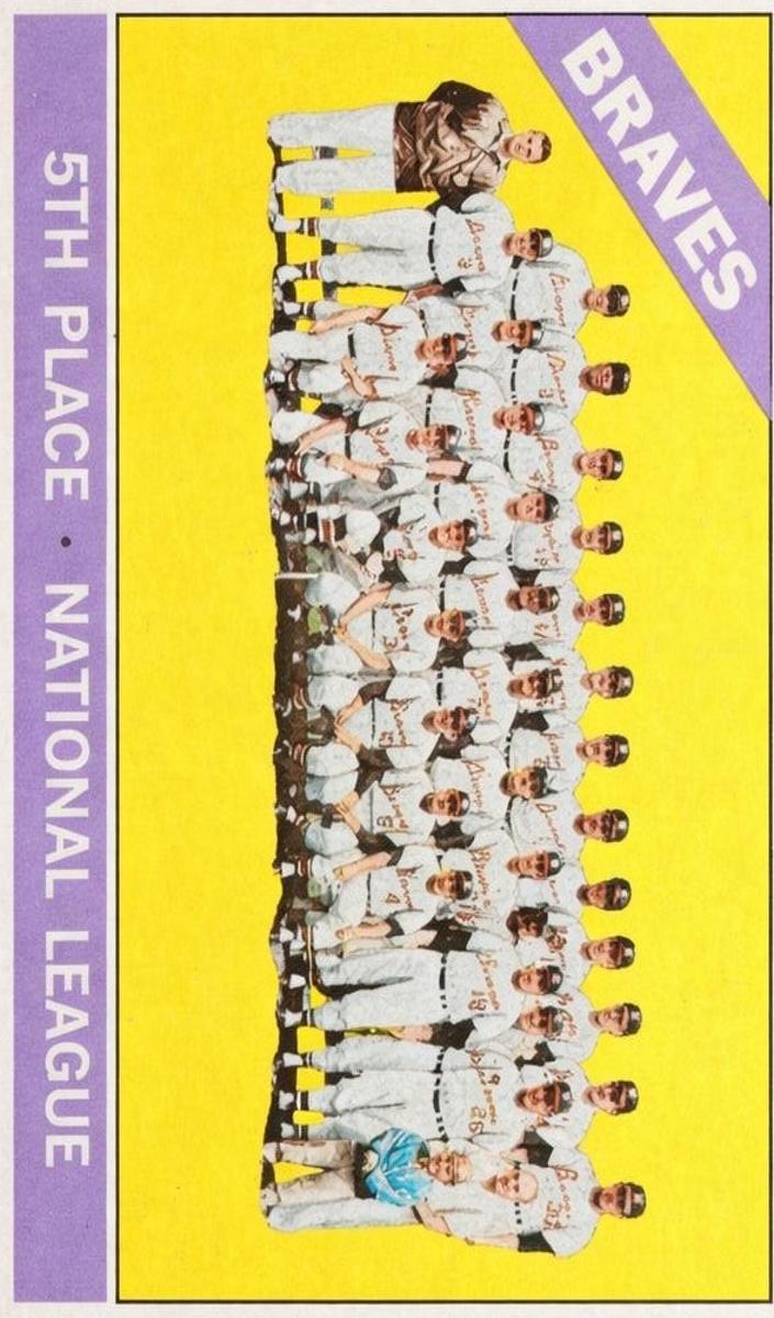1966 Topps Baseball Braves Team #326 PSA 2