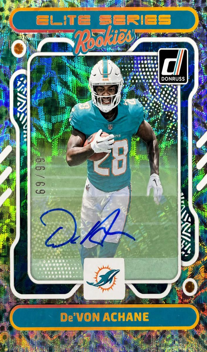 2023 Panini Donruss Football De'Von Achane #27 PSA 9