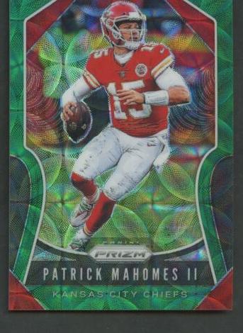 2019 Panini Prizm Football Green Scope Patrick Mahomes II #210 PSA 8.5