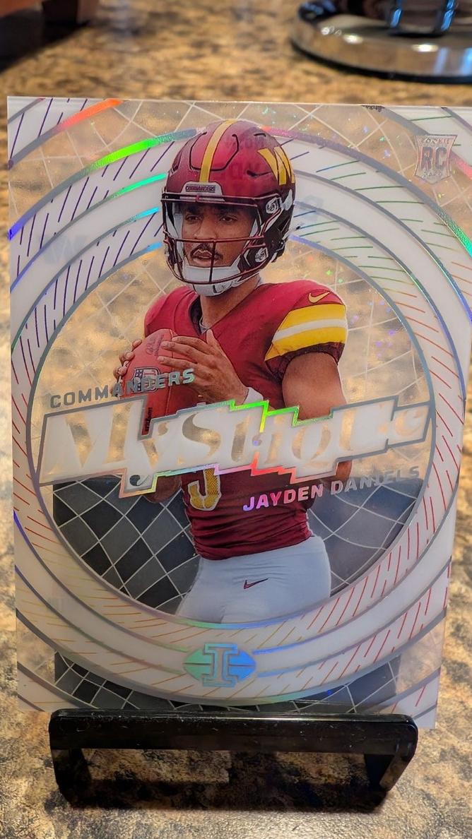 2024 Panini Illusions Football Stardust Jayden Daniels #4 PSA 10