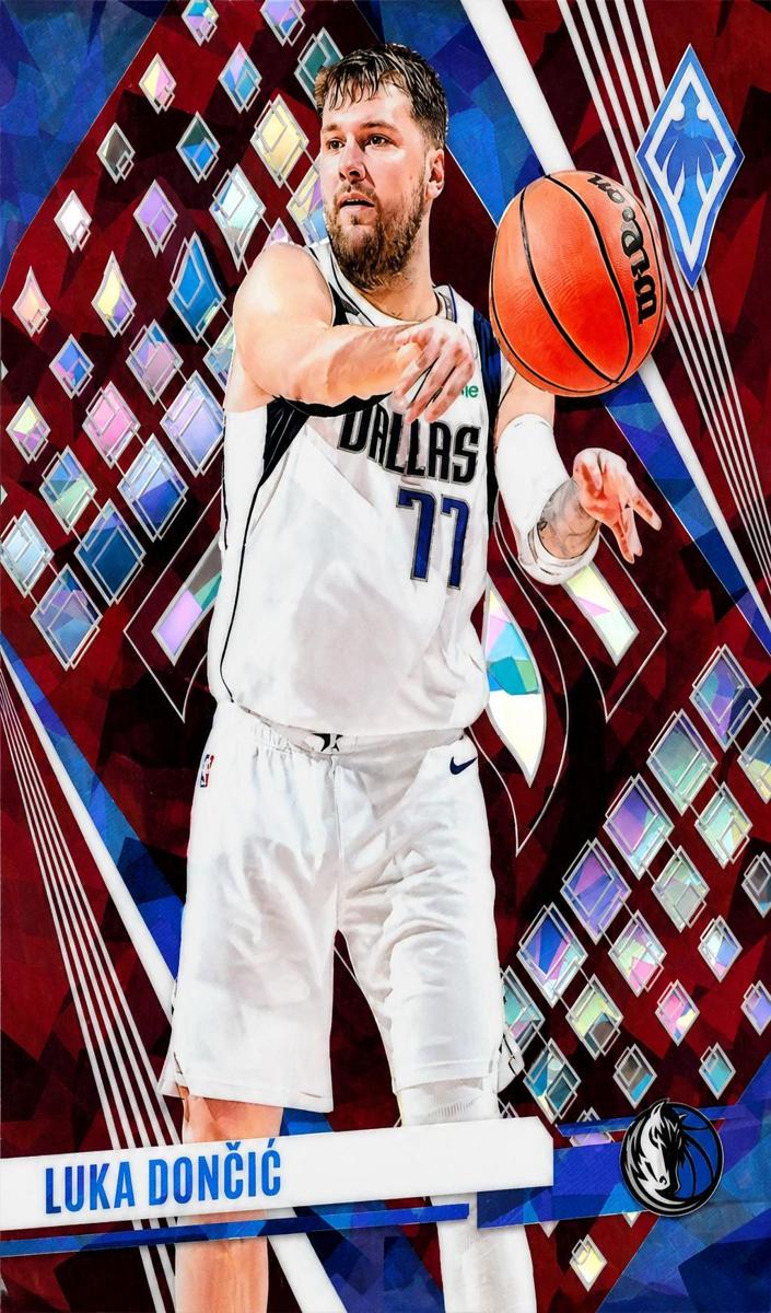 2023 Panini Phoenix Basketball Maroon Ice Luka Doncic #157