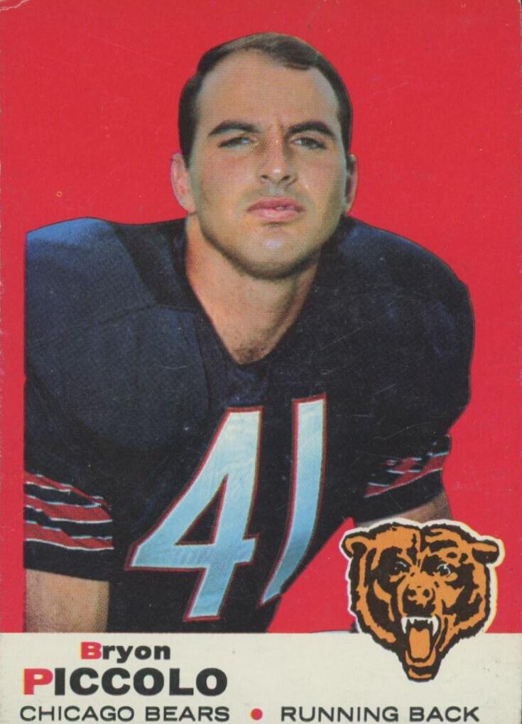 1969 Topps Football Brian Piccolo #26 PSA 8