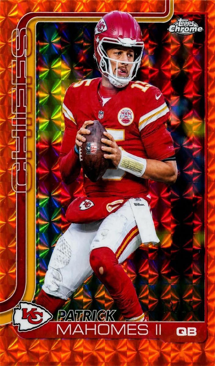 2025 Topps Chrome Football Orange Wave Refractor Patrick Mahomes II #148