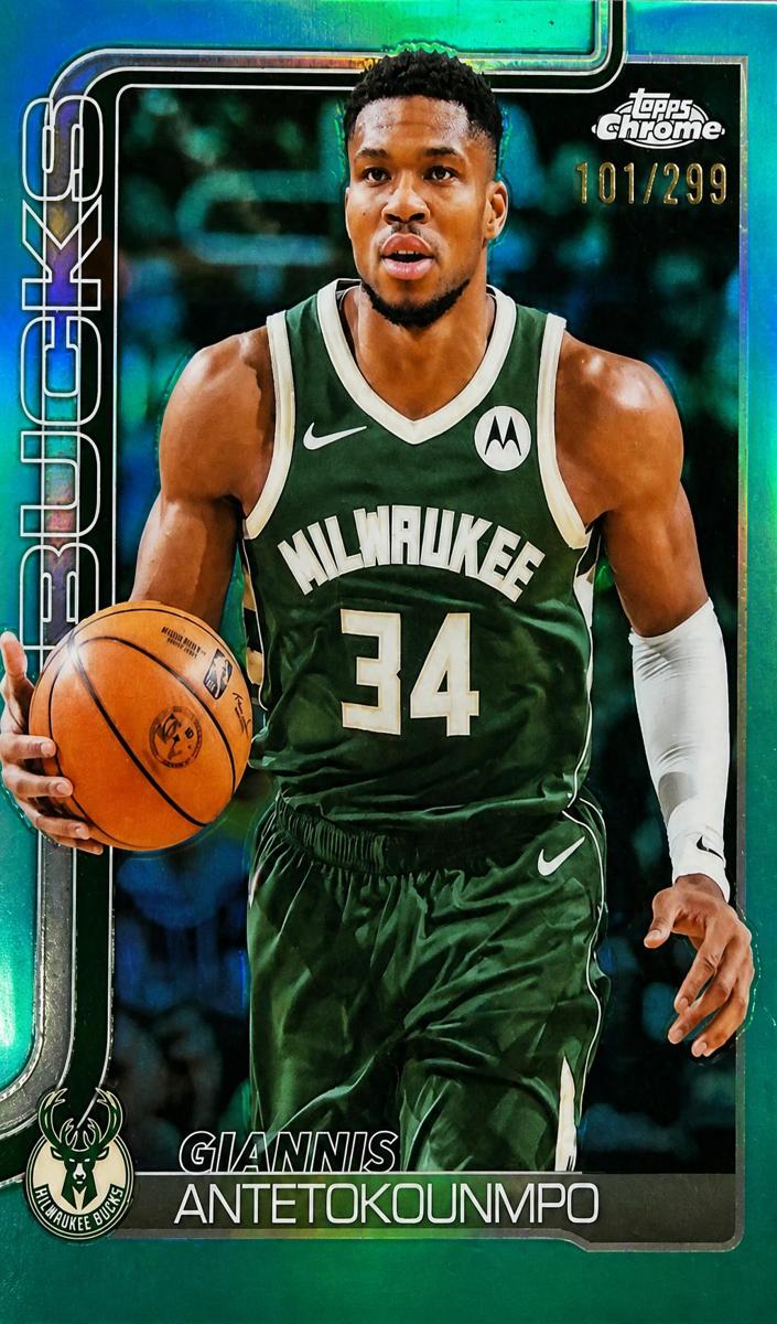 2025 Topps Chrome Basketball Teal Refractor Giannis Antetokounmpo #137