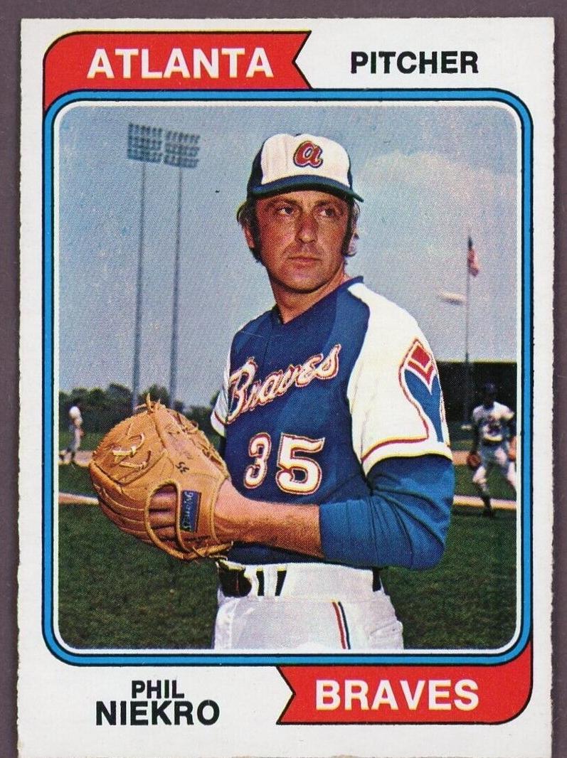 1974 O-Pee-Chee Baseball Phil Niekro #29
