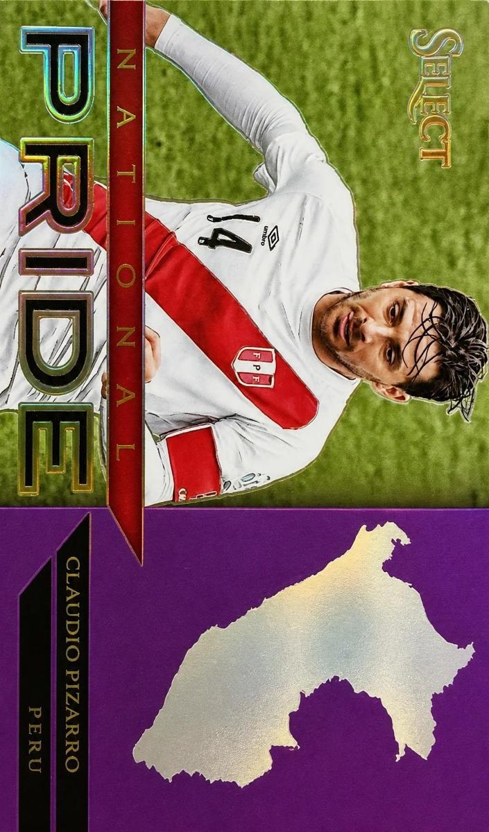 2015 Panini Select Soccer Purple Claudio Pizarro #26