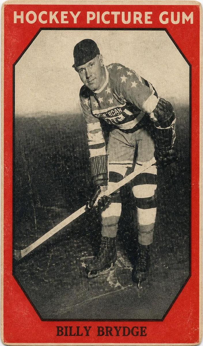 1933 Canadian Gum V252 Hockey Billy Brydge #NNO PSA 4