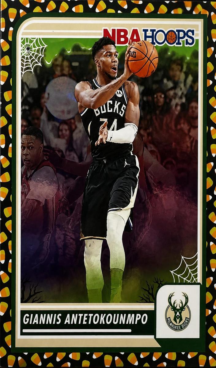 2023 Panini Haunted Hoops Basketball Holo Candy Giannis Antetokounmpo #23 PSA 9
