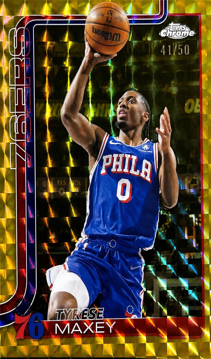 2025 Topps Chrome Basketball Geometric Gold Refractor Tyrese Maxey #185