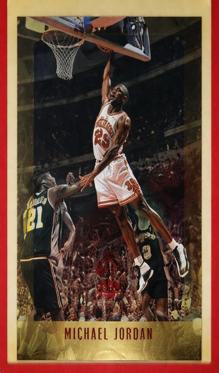 1998 SP Authentic Basketball Michael Jordan #10 BGS 8.5