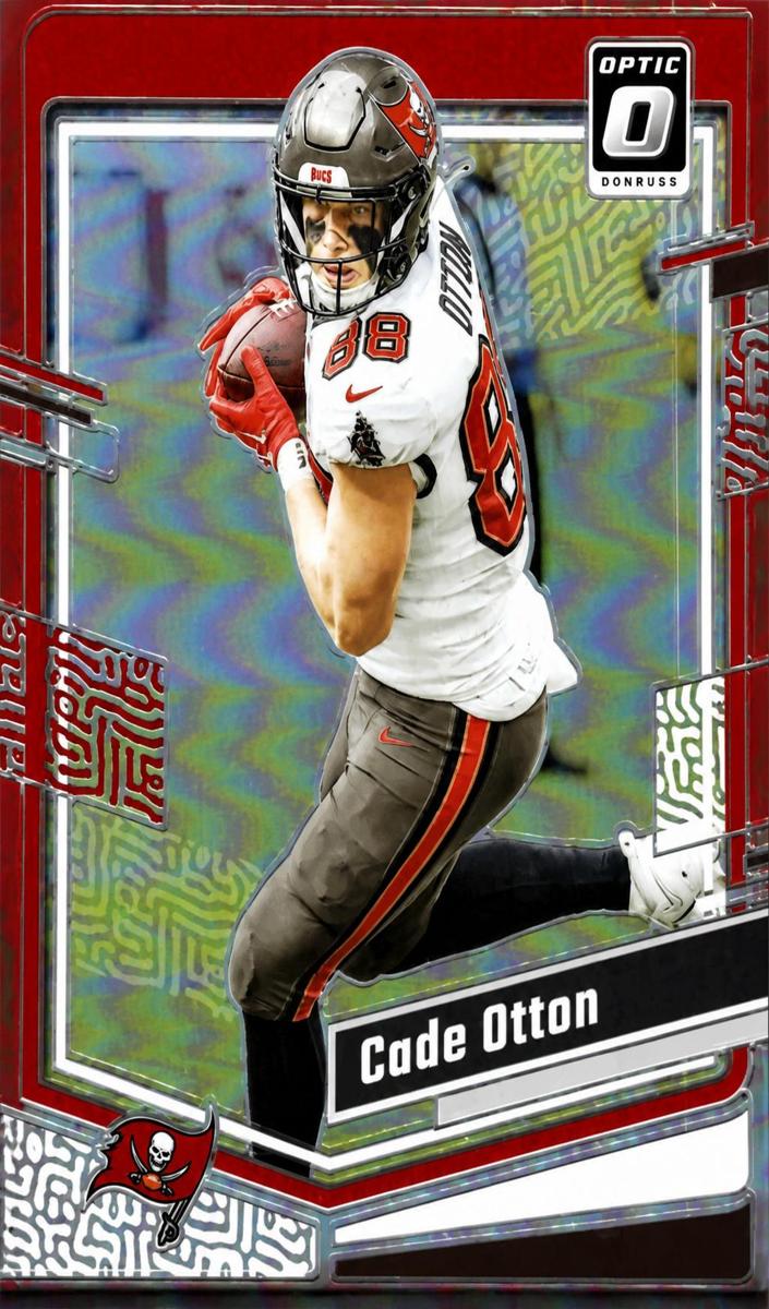 2023 Donruss Optic Football Holo Cade Otton #181