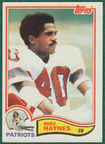 1982 Topps Football Mike Haynes #153 PSA 10