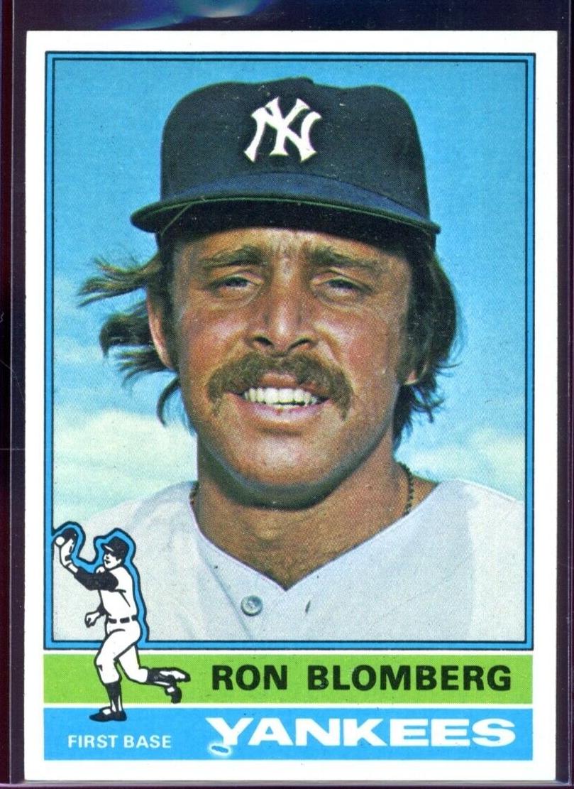 1976 Topps Baseball Ron Blomberg #354 PSA 9