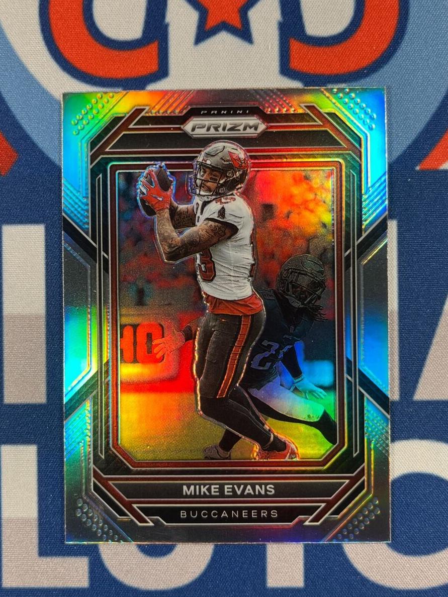 2022 Panini Prizm Football Silver Mike Evans #275