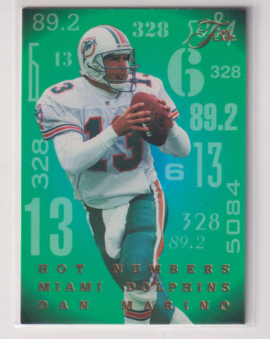 1995 Flair Football Dan Marino #7