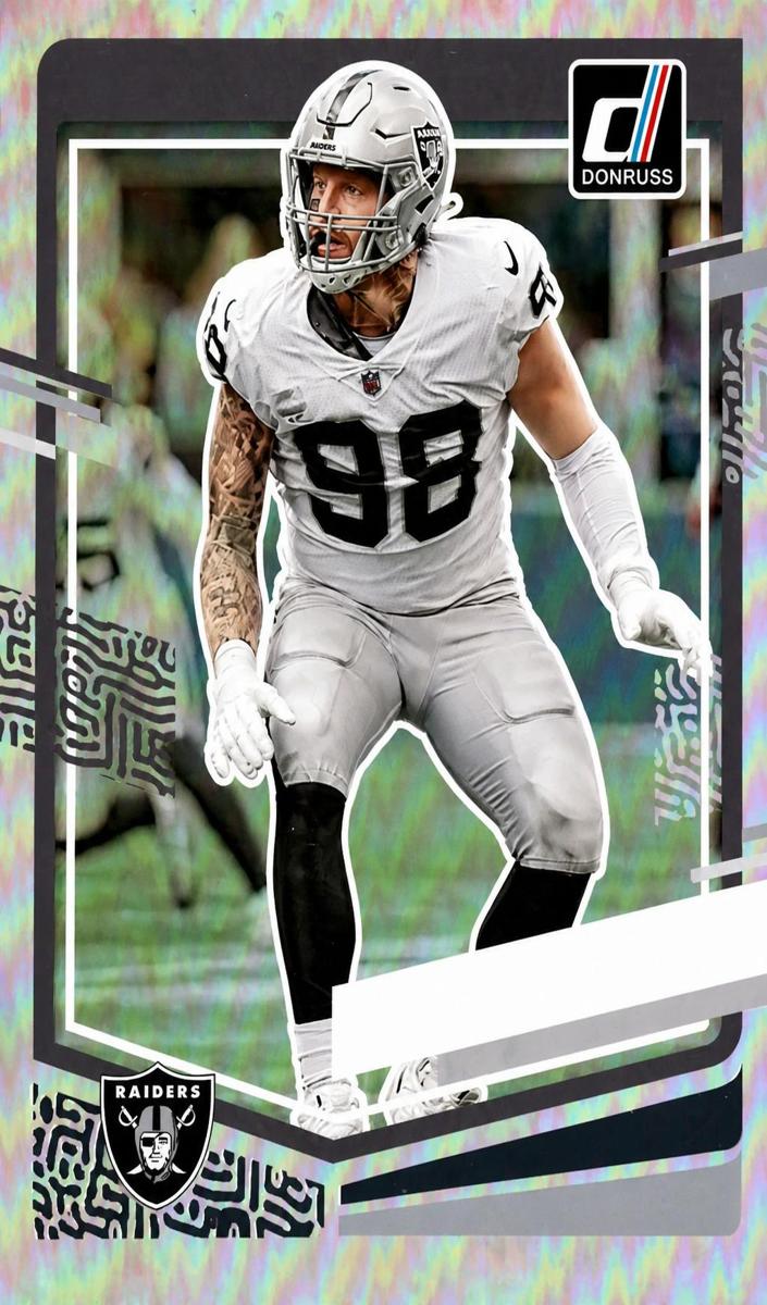 2023 Panini Donruss Football No Name Maxx Crosby #179