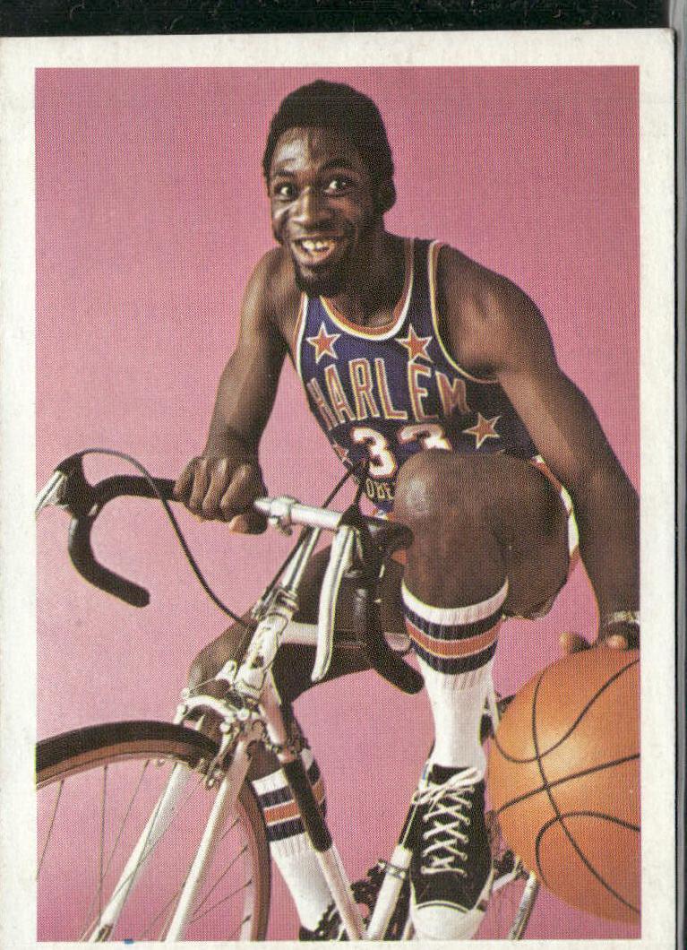 1971 Fleer Harlem Globetrotters Basketball Clarence Smith #46