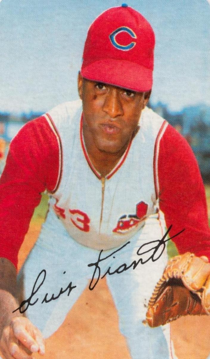1969 Topps Super Baseball Luis Tiant #13