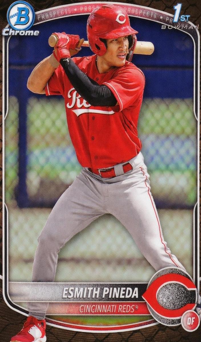 2025 Bowman Chrome Prospects Baseball Reptilian Refractor Esmith Pineda #BCP-37 PSA 9
