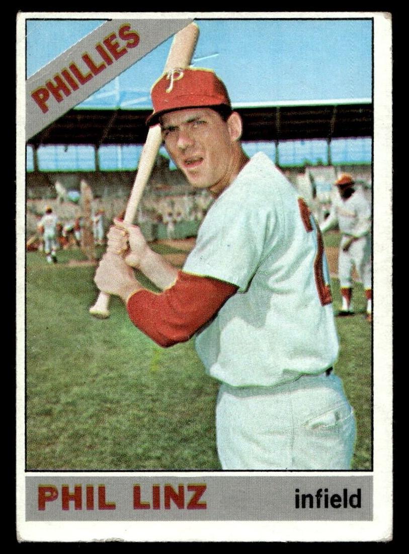 1966 Topps Baseball Phil Linz #522 PSA 8