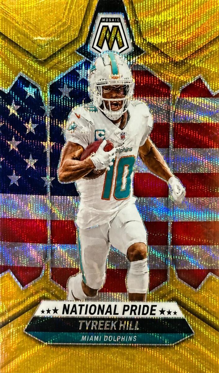 2024 Panini Mosaic Football Gold Wave Tyreek Hill #261