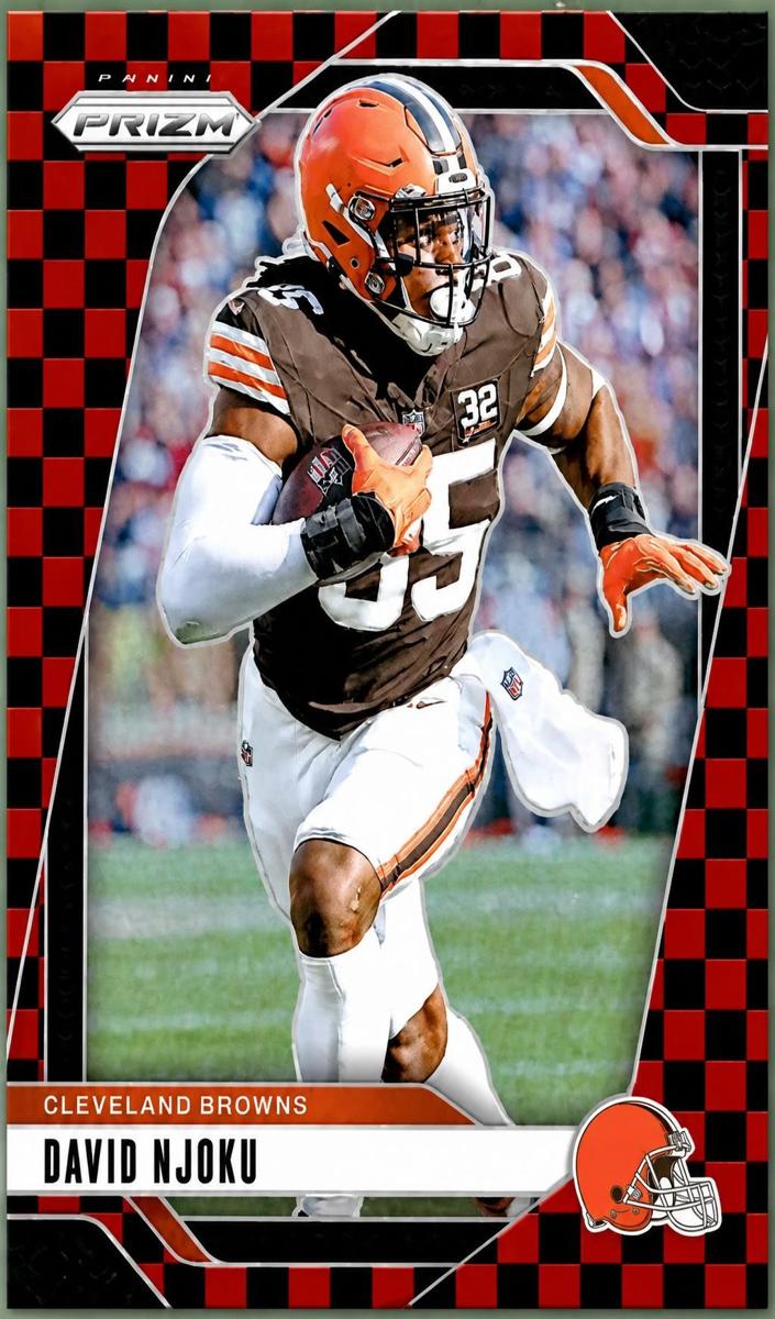 2024 Panini Prizm Football Black and Red Checker David Njoku #68 PSA 6