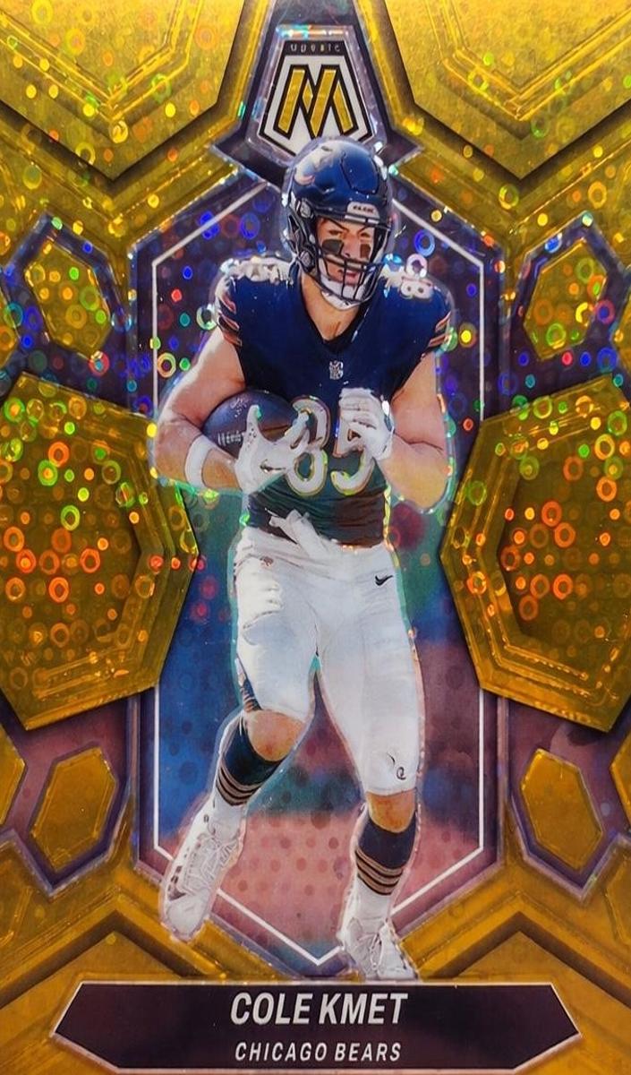 2024 Panini Mosaic Football Gold Cole Kmet #40