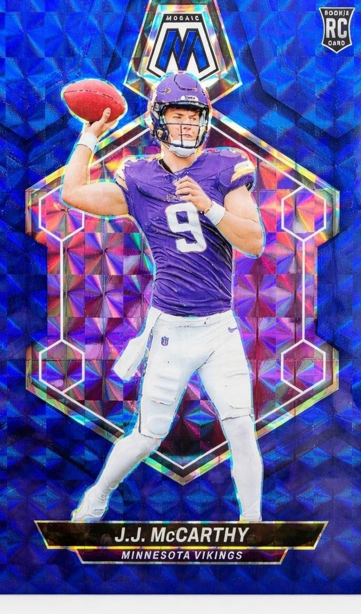 2024 Panini Mosaic Football Blue J.J. McCarthy #310 PSA 8