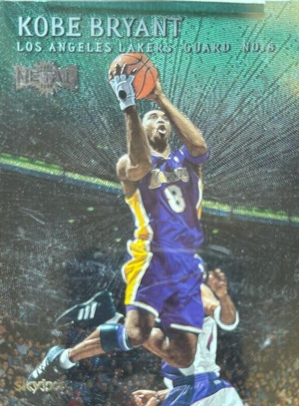 1999 Metal Basketball Emerald Kobe Bryant #115 PSA 8