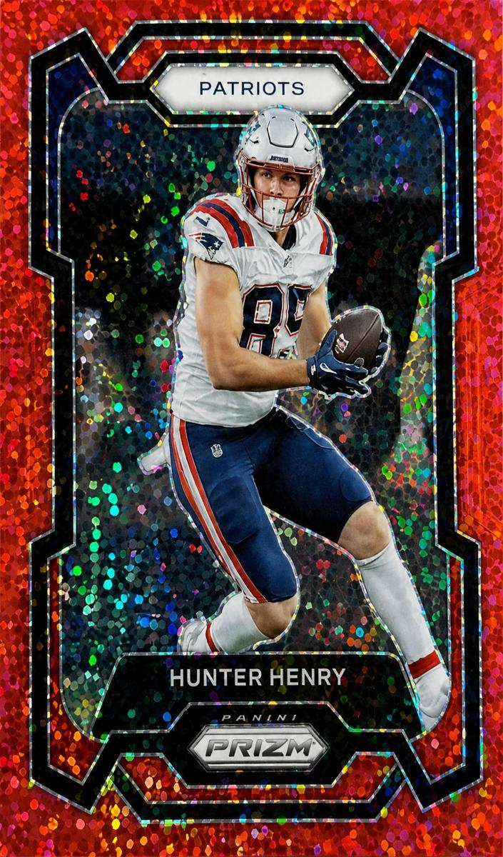 2023 Panini Prizm Football Red Sparkle Hunter Henry #201
