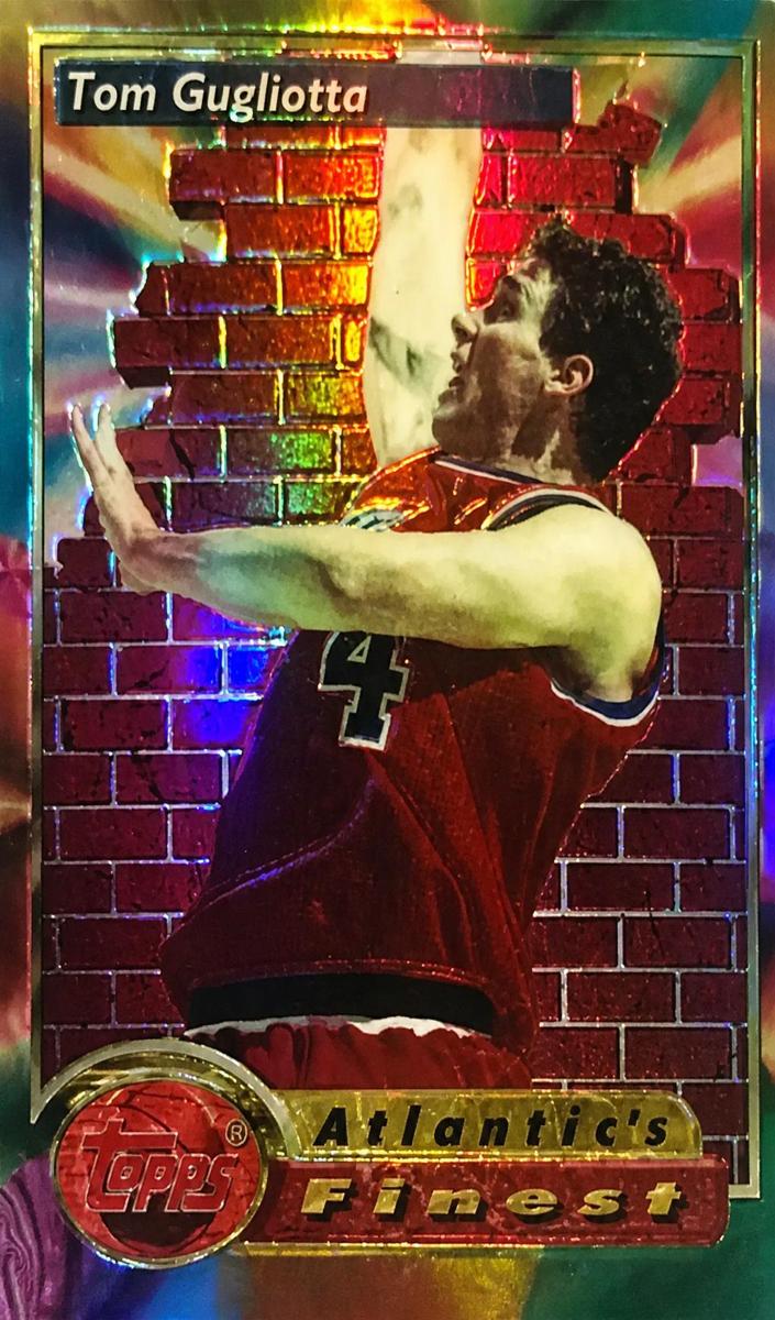 1993 Topps Finest Basketball Refractor Tom Gugliotta #96 PSA 9
