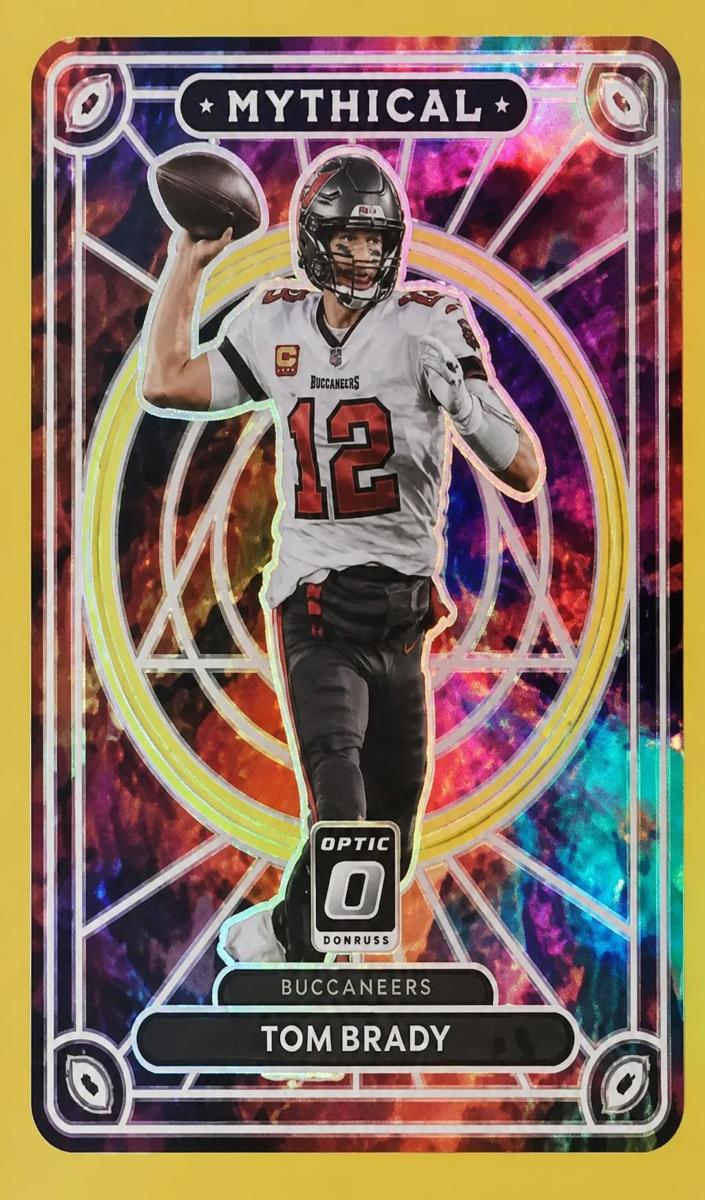 2022 Donruss Optic Football Gold Tom Brady #M-2 PSA 10