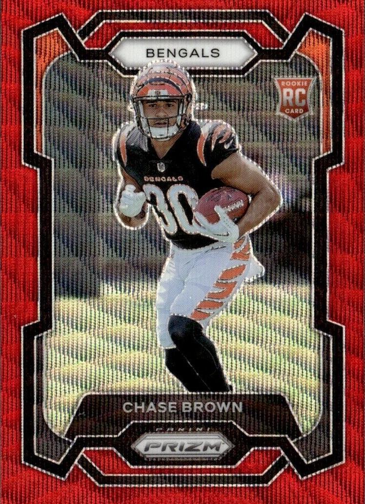 2023 Panini Prizm Football Red Wave Chase Brown #318