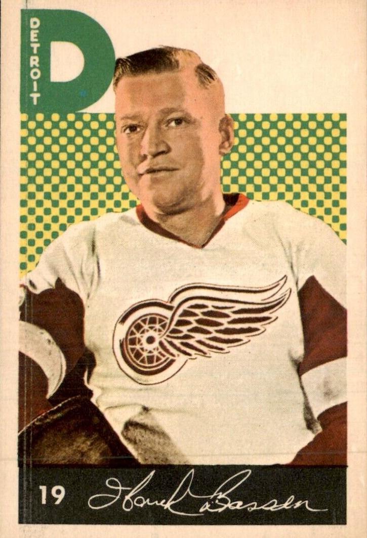 1962 Parkhurst Hockey Hank Bassen #19 PSA 9