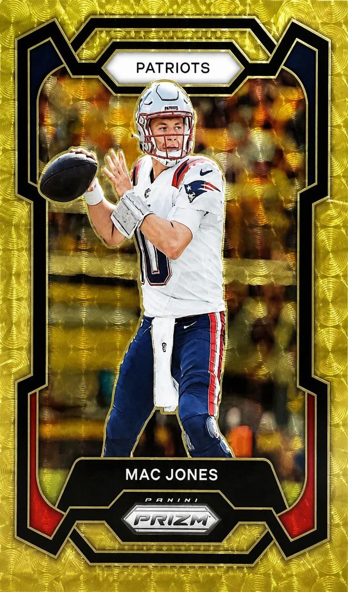 2023 Panini Prizm Football Gold Vinyl Mac Jones #206 PSA 9