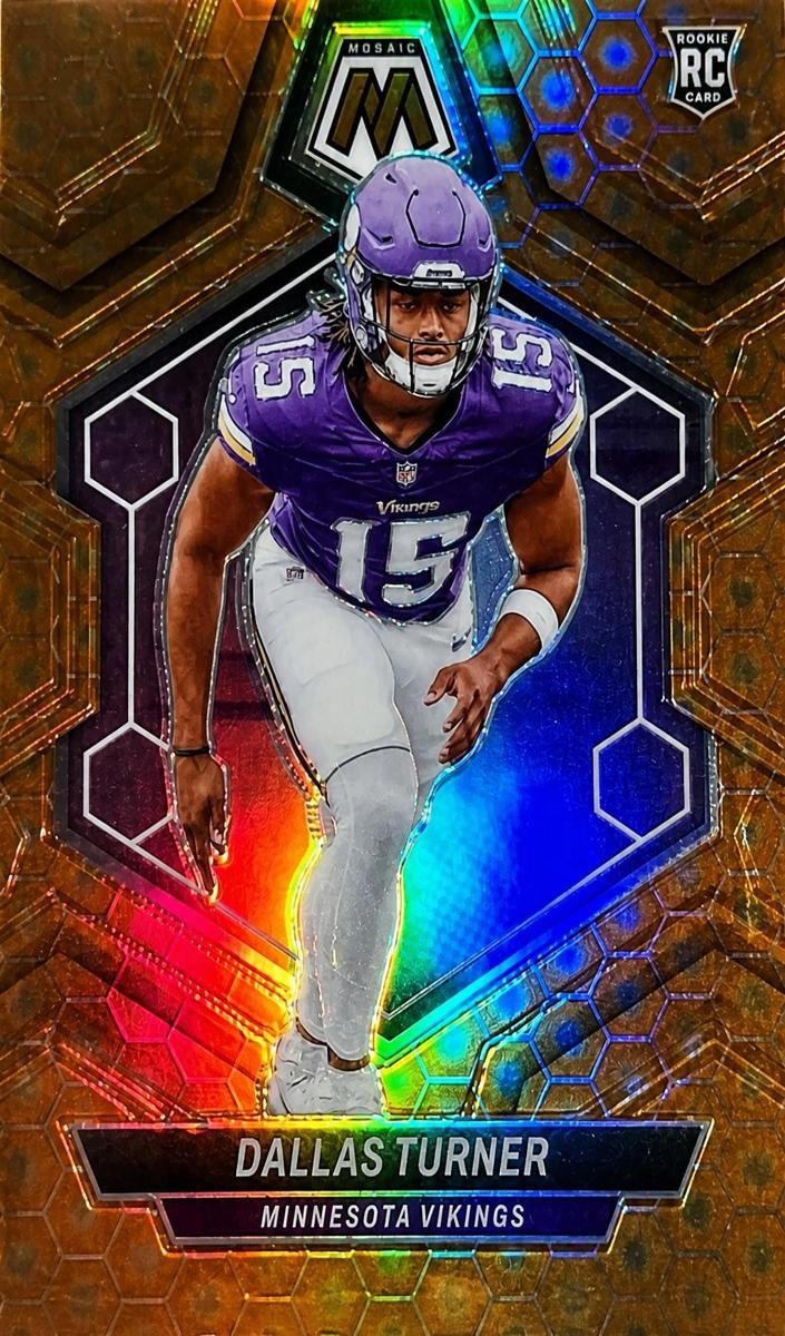 2024 Panini Mosaic Football Honeycomb Dallas Turner #317 PSA 10