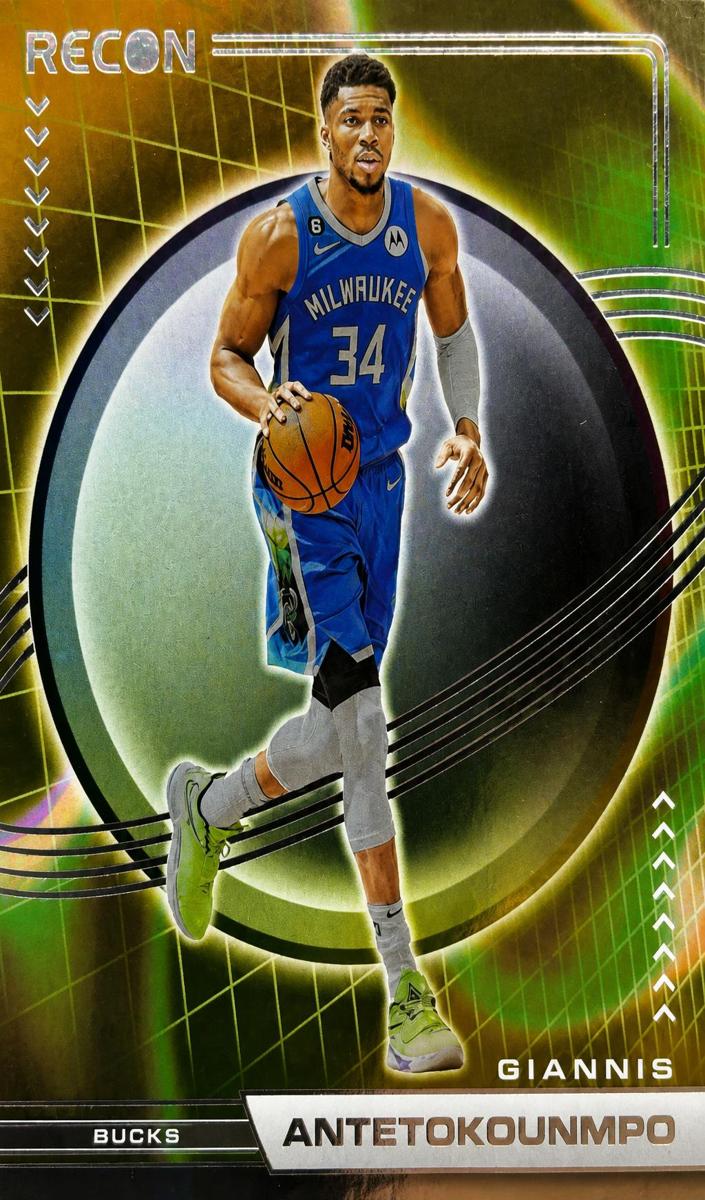 2022 Panini Recon Basketball Giannis Antetokounmpo #182