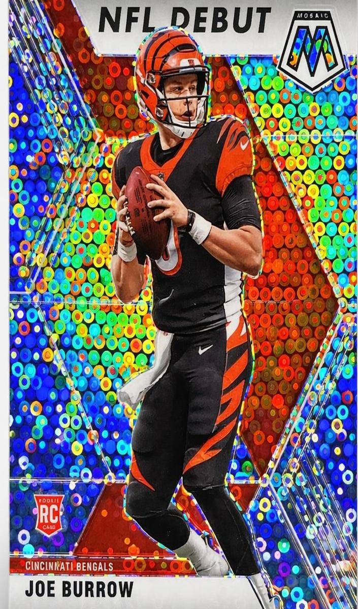 2020 Panini Mosaic Football Mosaic No Huddle Silver Joe Burrow #261 PSA 10