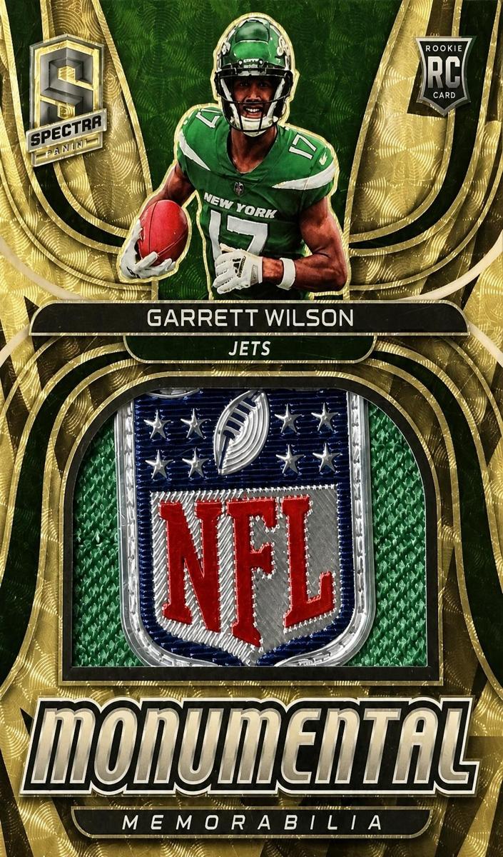 2022 Panini Spectra Football Gold NFL Shield Garrett Wilson #MME-GWI