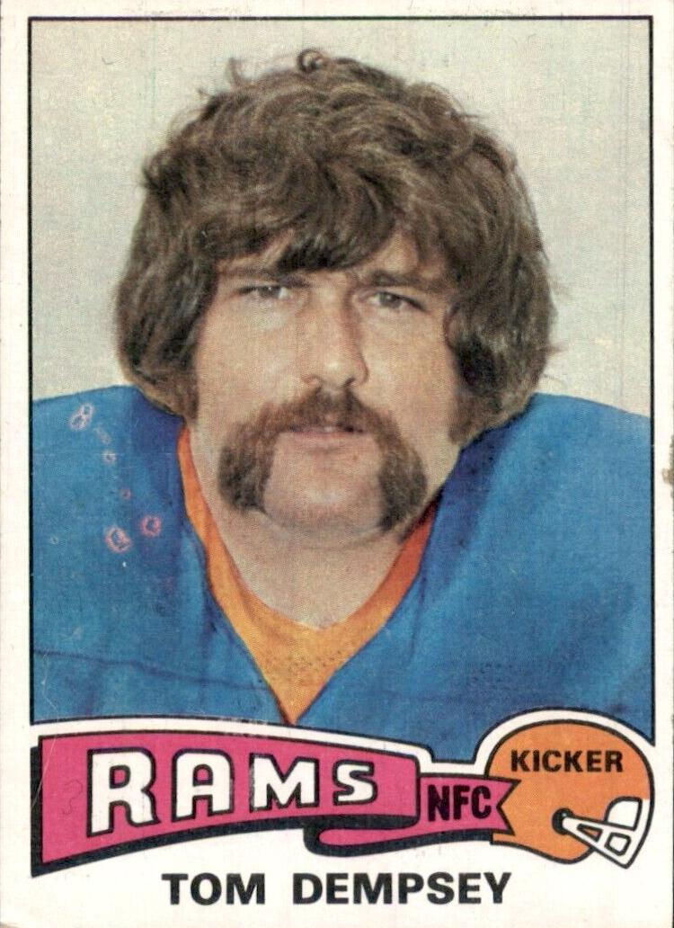 1975 Topps Football Tom Dempsey #163 PSA 8