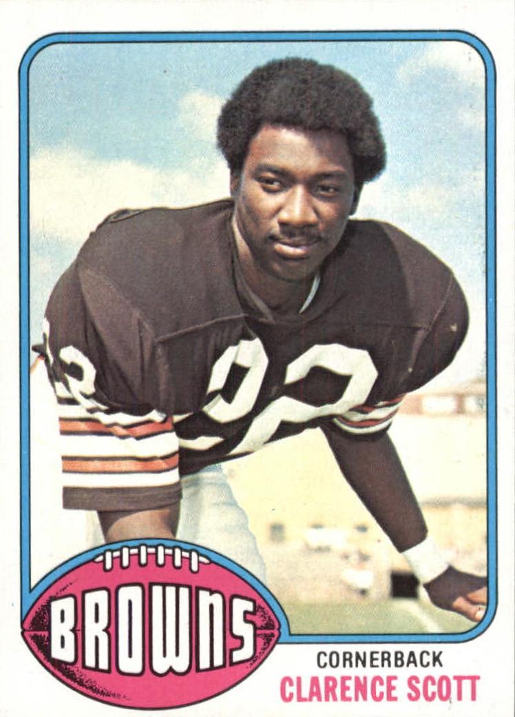 1976 Topps Football Clarence Scott #107