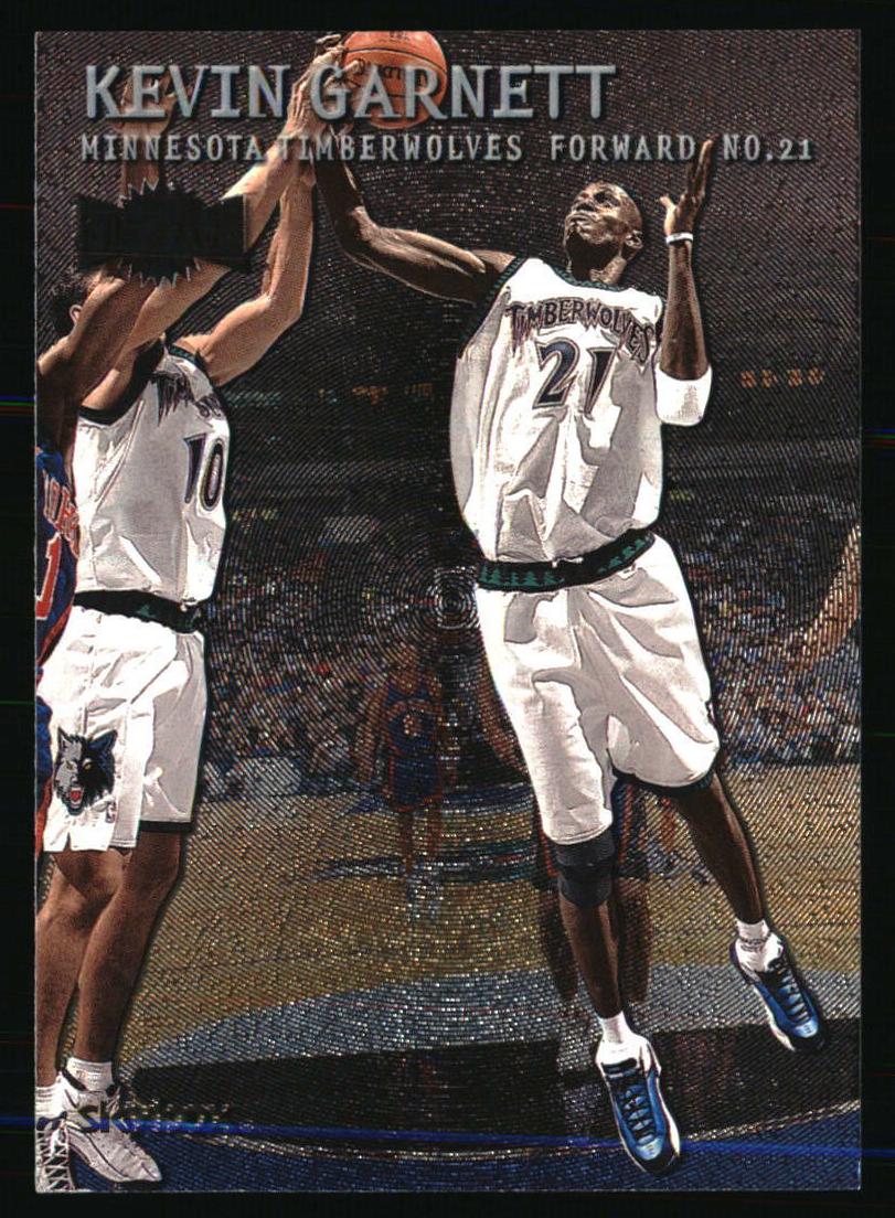 1999 Metal Basketball Kevin Garnett #68 PSA 9