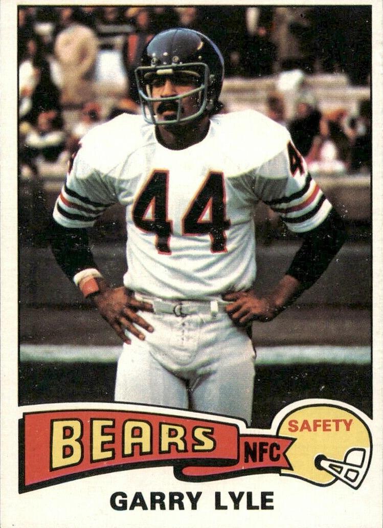 1975 Topps Football Garry Lyle #237 PSA 9
