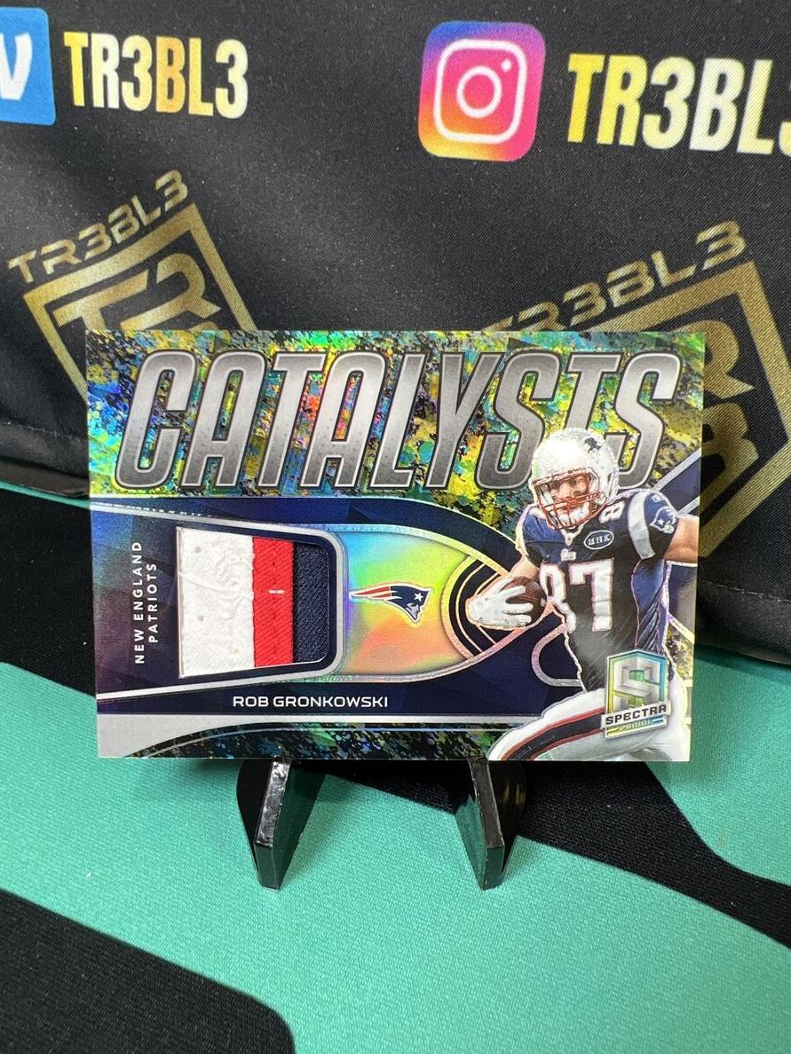 2022 Panini Spectra Football Neon Splatter Rob Gronkowski #CAT-RGR