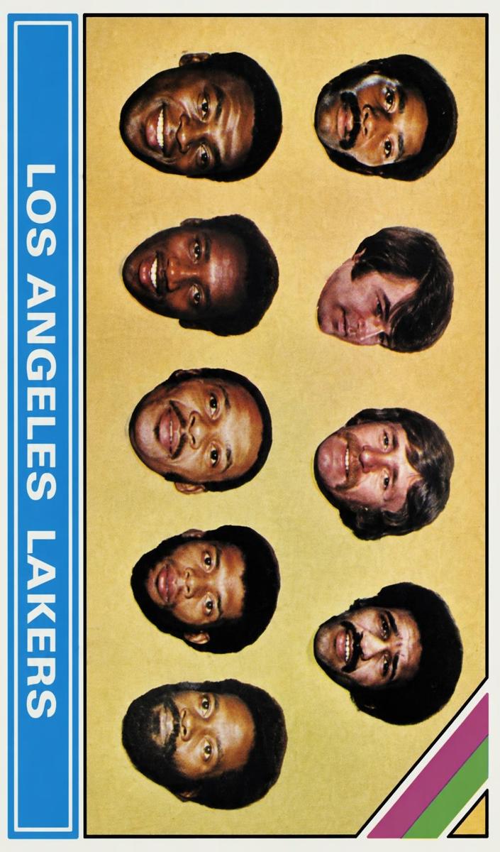 1975 Topps Basketball Los Angeles Lakers #212 PSA 9