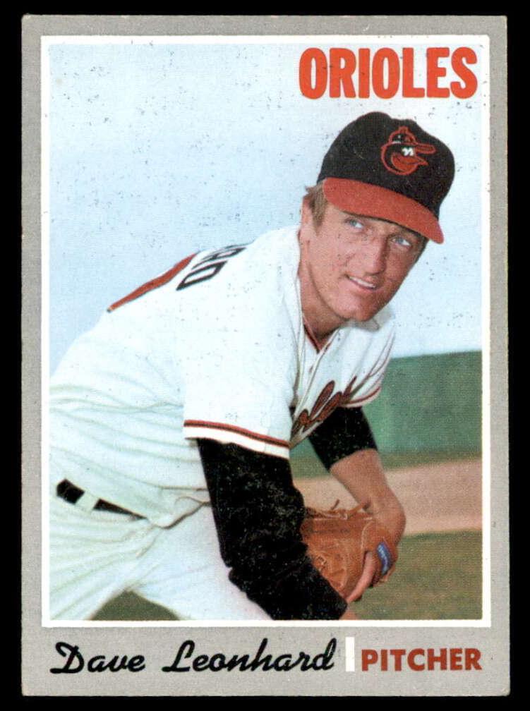 1970 Topps Baseball Dave Leonhard #674 PSA 8
