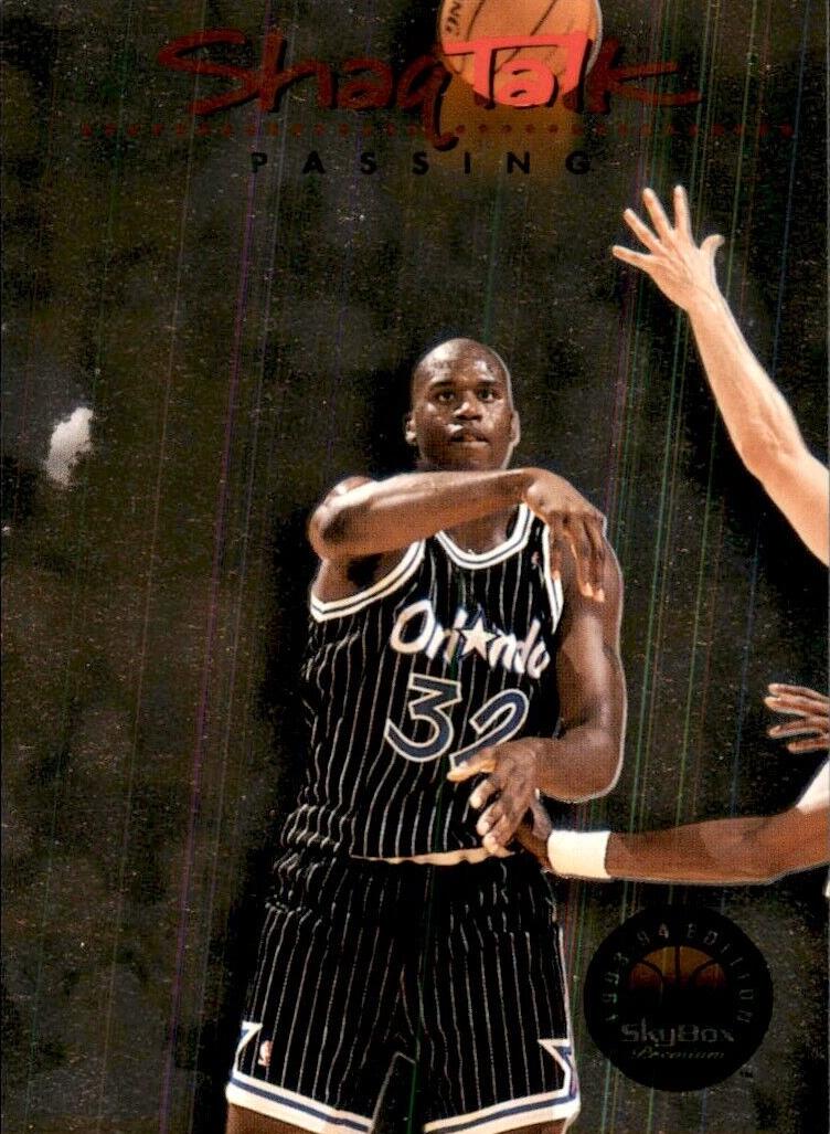 1993 Skybox Premium Basketball Passing Shaquille O'Neal #7 PSA 9