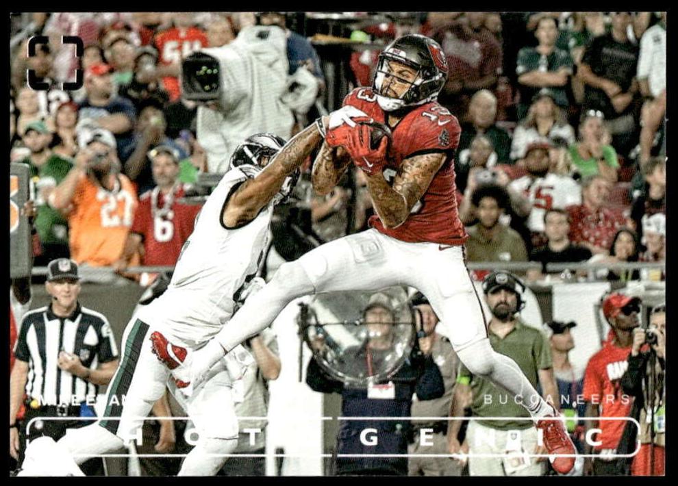 2024 Panini PhotoGenic Football Mike Evans #28